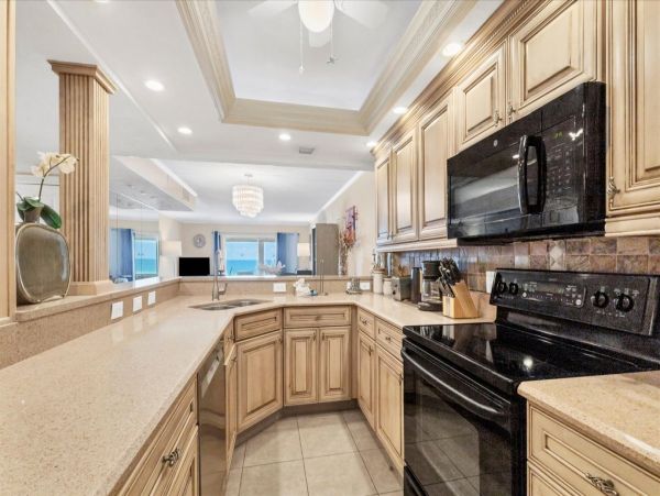 Gulf Front Two Bedroom Siesta Key Vacation Condo