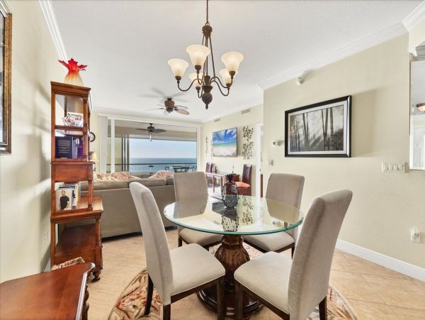 Two Bedroom Siesta Key Beachfront Pool