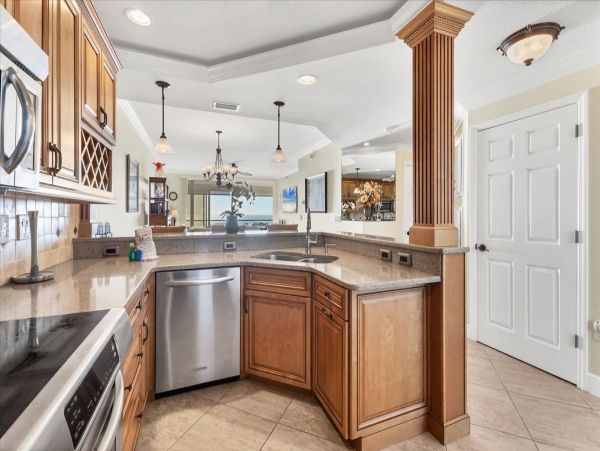 Two Bedroom Siesta Key Beachfront Pool