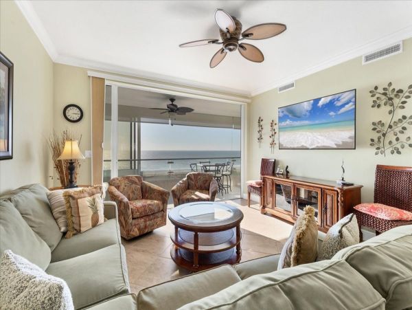 Two Bedroom Siesta Key Beachfront Pool