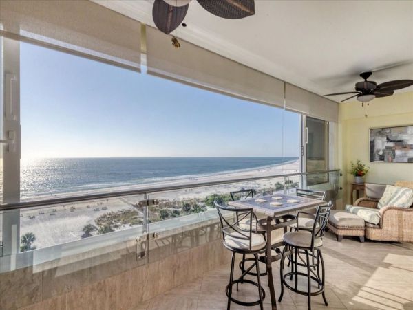 Two Bedroom Siesta Key Beachfront Pool