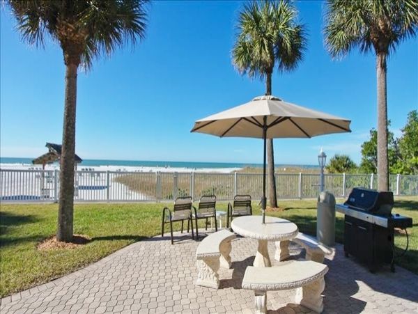 Chic Beachfront 3 Bedroom
