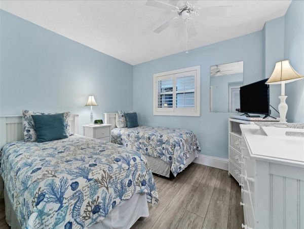 Chic Beachfront 3 Bedroom