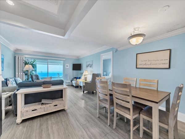 Chic Beachfront 3 Bedroom