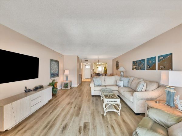 Siesta Key Gulf View Vacation Rental Luxury 2-Bedroom Beachfront Condo