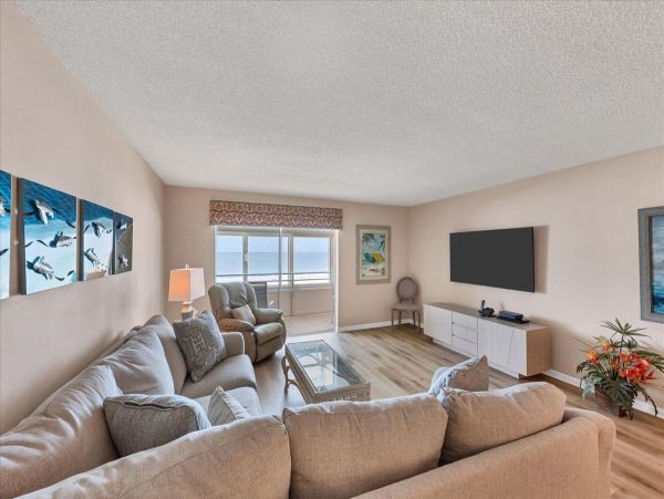 Siesta Key Gulf View Vacation Rental Luxury 2-Bedroom Beachfront Condo
