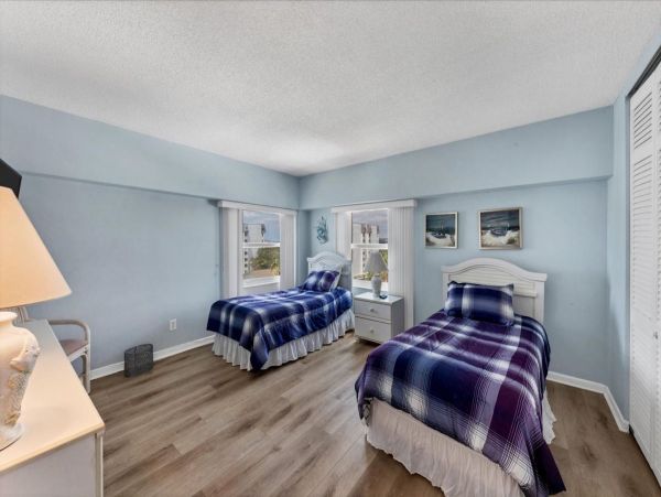 Siesta Key Gulf View Vacation Rental Luxury 2-Bedroom Beachfront Condo