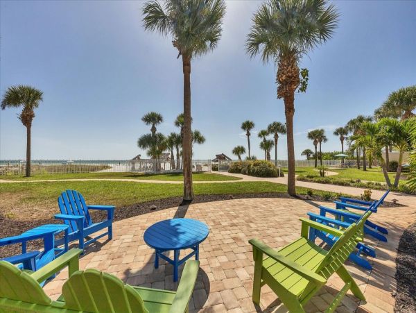 Siesta Key Gulf View Vacation Rental Luxury 2-Bedroom Beachfront Condo