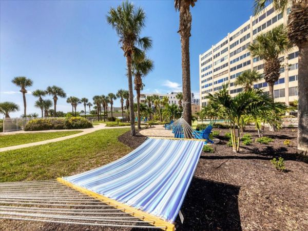 Siesta Key Gulf View Vacation Rental Luxury 2-Bedroom Beachfront Condo