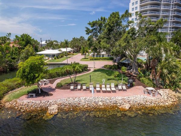 Siesta Key Gulf View Vacation Rental Luxury 2-Bedroom Beachfront Condo