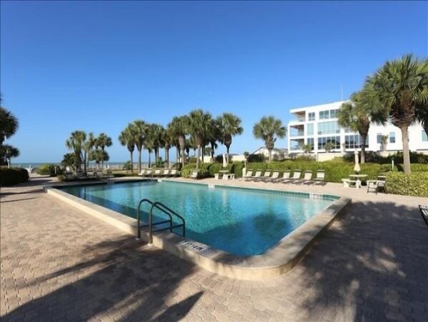 Siesta Key Gulf View Vacation Rental Luxury 2-Bedroom Beachfront Condo