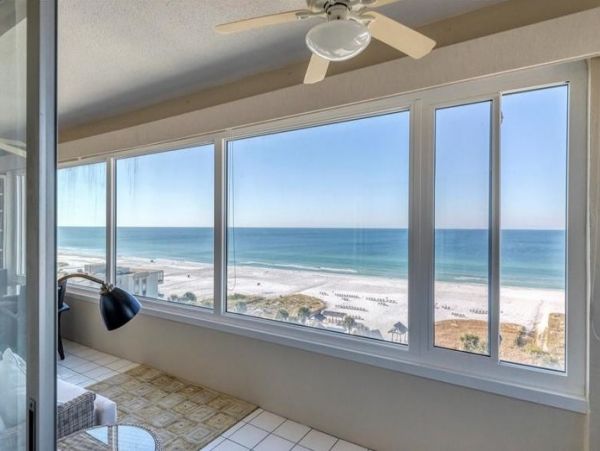 Two Bedroom Siesta Key Condo Great Views Sleeps Four Guests