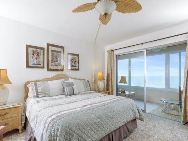 Two Bedroom Siesta Key Condo Great Views Sleeps Four Guests