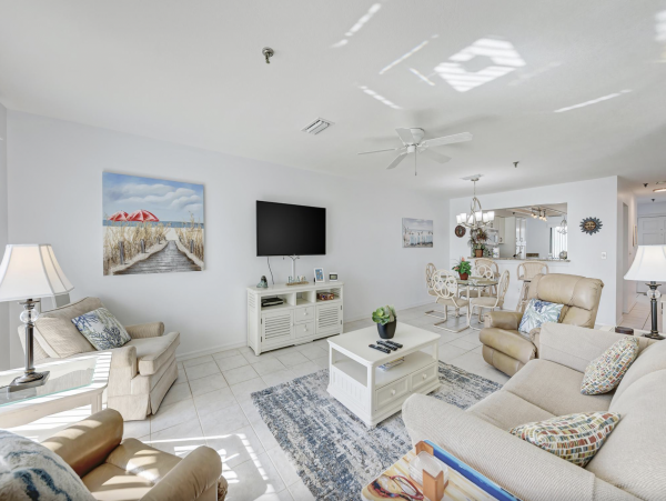 Anna Maria Island Beach Front Condo 30 Yards from the Beach
