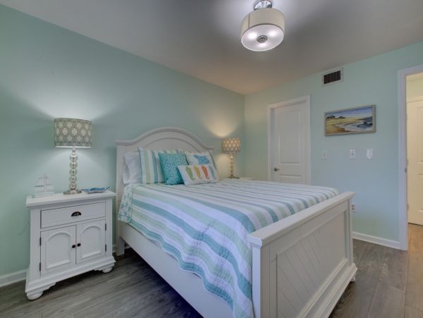 Bayside Luxury Retreat in Bradenton with Pool & Boat Dock