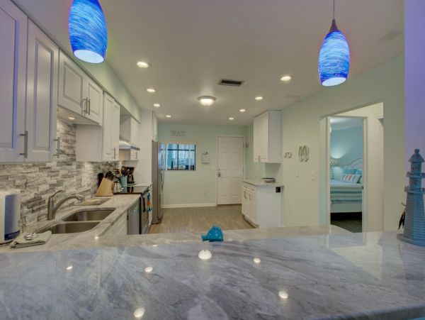 Bayside Luxury Retreat in Bradenton with Pool & Boat Dock