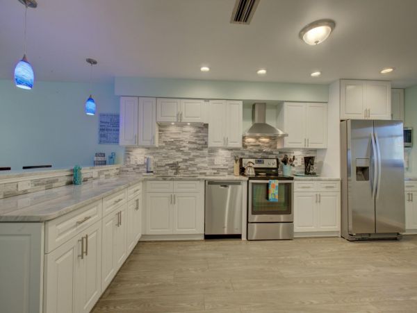 Bayside Luxury Retreat in Bradenton with Pool & Boat Dock