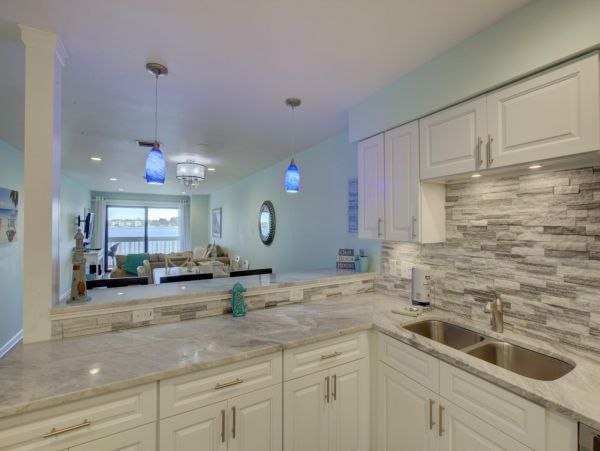 Bayside Luxury Retreat in Bradenton with Pool & Boat Dock