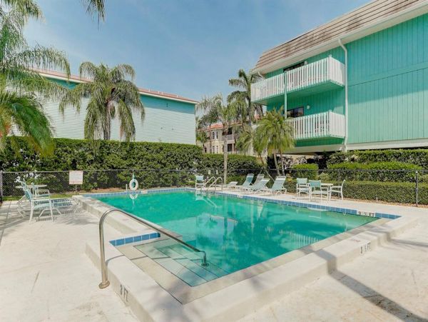 Bayside Luxury Retreat in Bradenton with Pool & Boat Dock