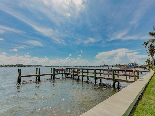 Bayside Luxury Retreat in Bradenton with Pool & Boat Dock
