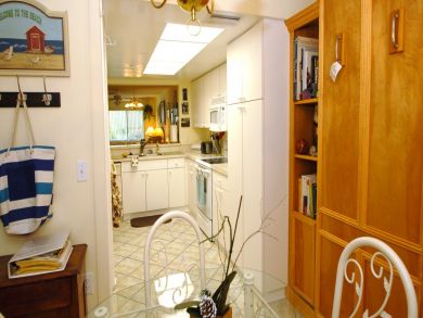 Two Bedroom Lovely Anna Maria Condo