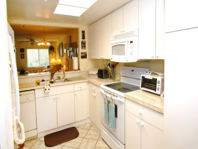 Two Bedroom Lovely Anna Maria Condo