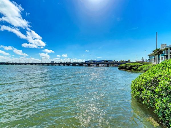 Bradenton Beach Vacation Condo Two Bedrooms