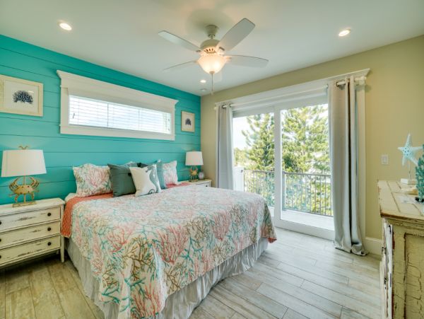 Luxury Holmes Beach Rental on Anna Maria Island Sleeps 8