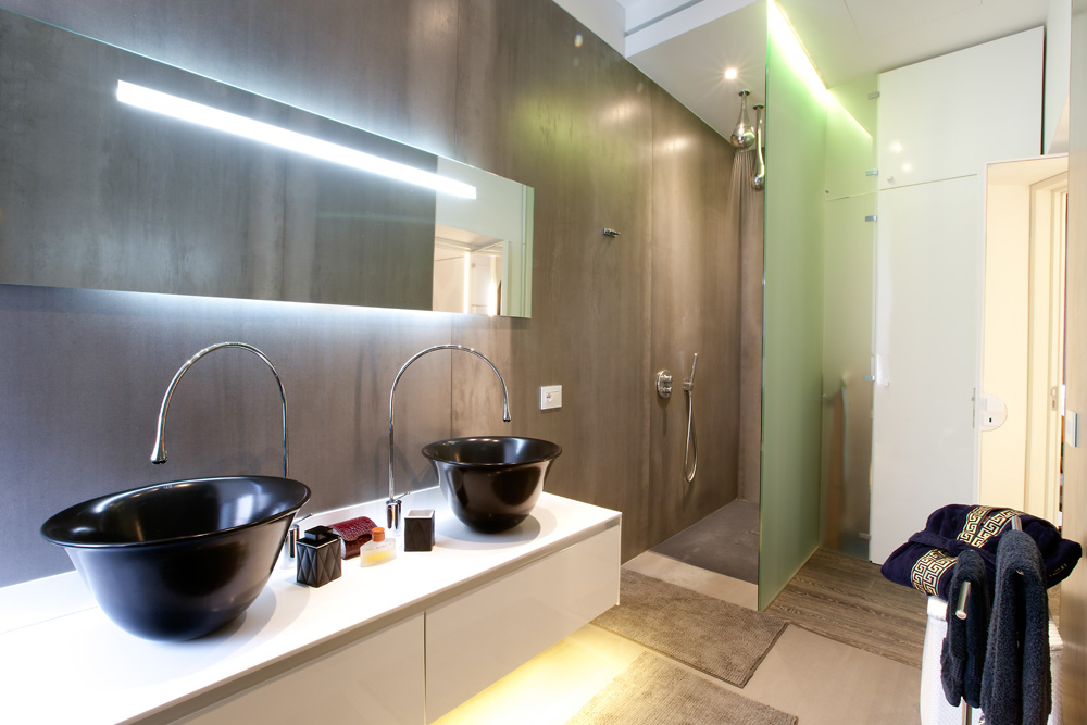 Sorrento Luxury Romantic Two Bedroom Contermporary