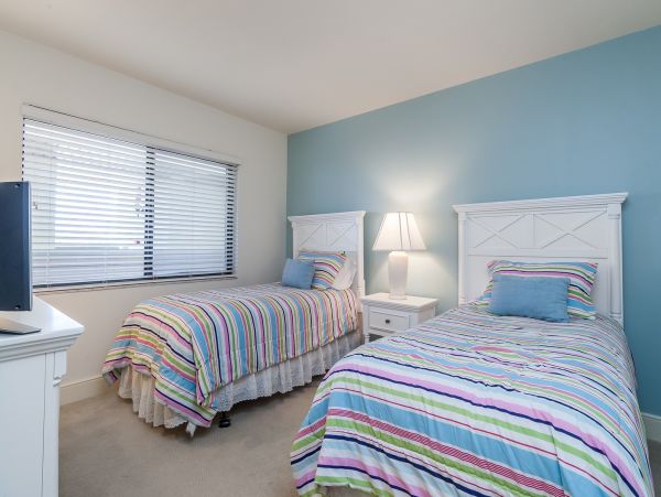 Siesta Key Lovely 2 Bedroom Vacation Condo