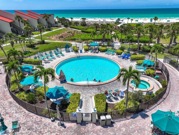 Siesta Key Lovely 2 Bedroom Vacation Condo