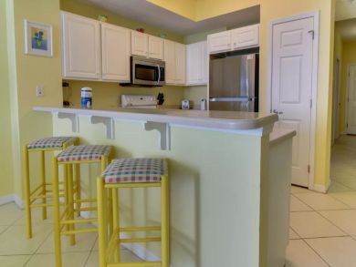 Navarre Beach Full Gulf Front Vacation Accommodation.