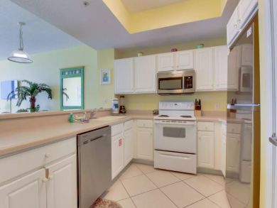 Navarre Beach Full Gulf Front Vacation Accommodation.