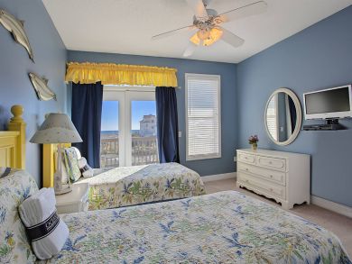 Miramar Beach House Has it All Gulf Front.