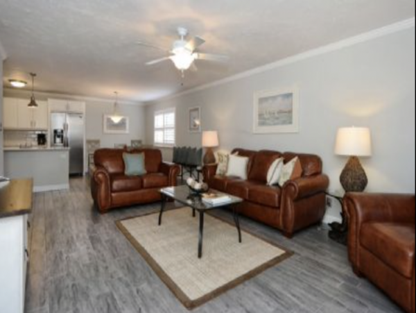 Siesta Key Three Bedroom Stroll to Beach Vacation Condo