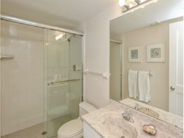 Sarasota Condo with 3 Bedrooms