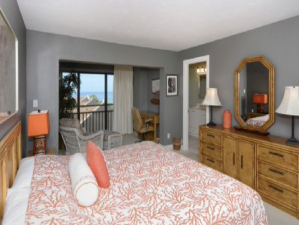 Sarasota Condo with 3 Bedrooms