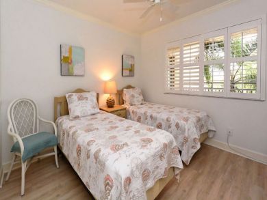Siesta Key Condo 913068 Siesta Key Condo 913068