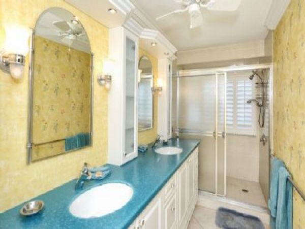 Siesta Key Vacation Condo Two Bedroom Gulf Front