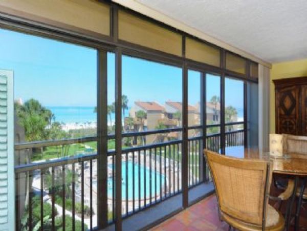 Siesta Key Vacation Condo Two Bedroom Gulf Front