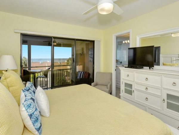 Siesta Key Vacation Condo Two Bedroom Beautiful Views