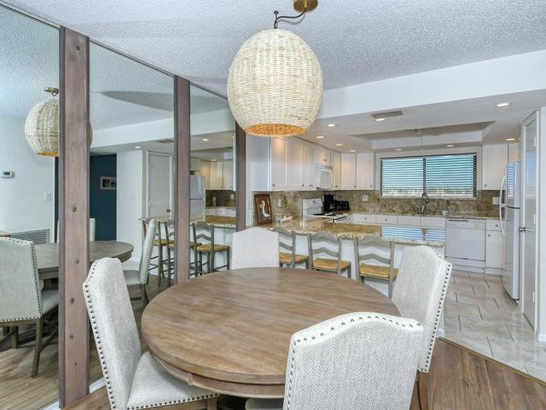 Anna Maria Vacation Condo On the Beach Two Bedroom