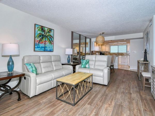 Anna Maria Vacation Condo On the Beach Two Bedroom