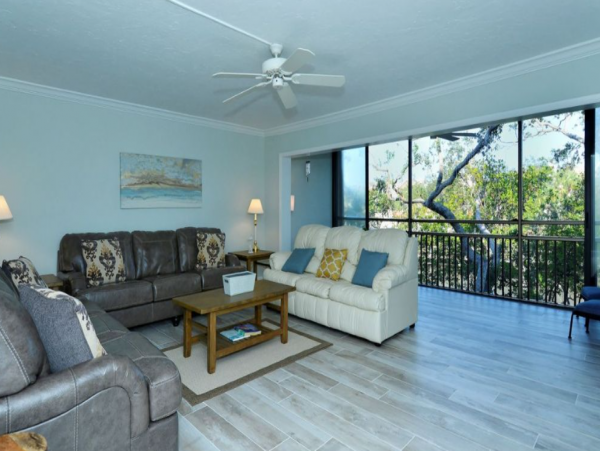 Two Level Two Bedroom Town Home in Siesta Key