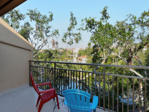 Two Level Two Bedroom Town Home in Siesta Key