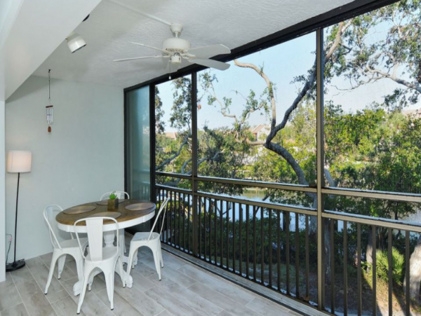Two Level Two Bedroom Town Home in Siesta Key