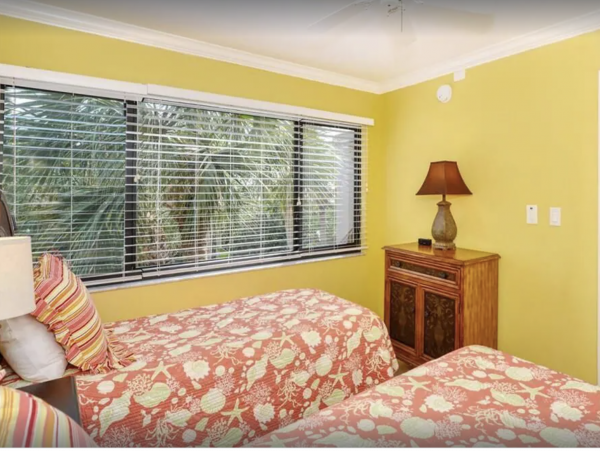 Beachfront Lovely on Sunny Siesta Key Florida
