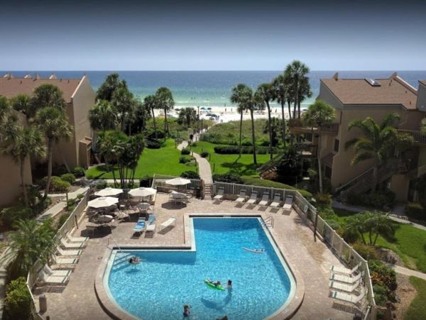 Beachfront Lovely on Sunny Siesta Key Florida