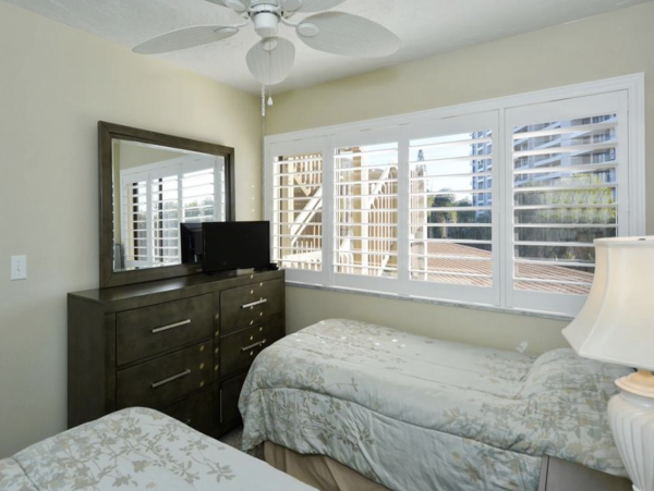 Siesta Key Vacation Condo Private Beach with Beach Service