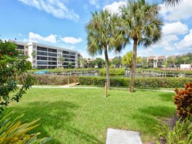 Fabulous Amenities at this Close to Crescent Beach Siesta
